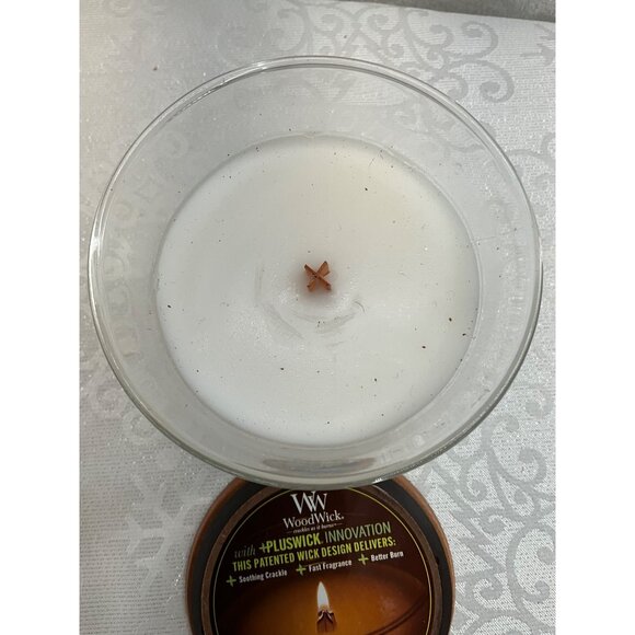 WoodWick Solar Ylang Candle With Crackling Wooden Wick & Wooden Lid 9.7 Oz - Picture 3 of 5